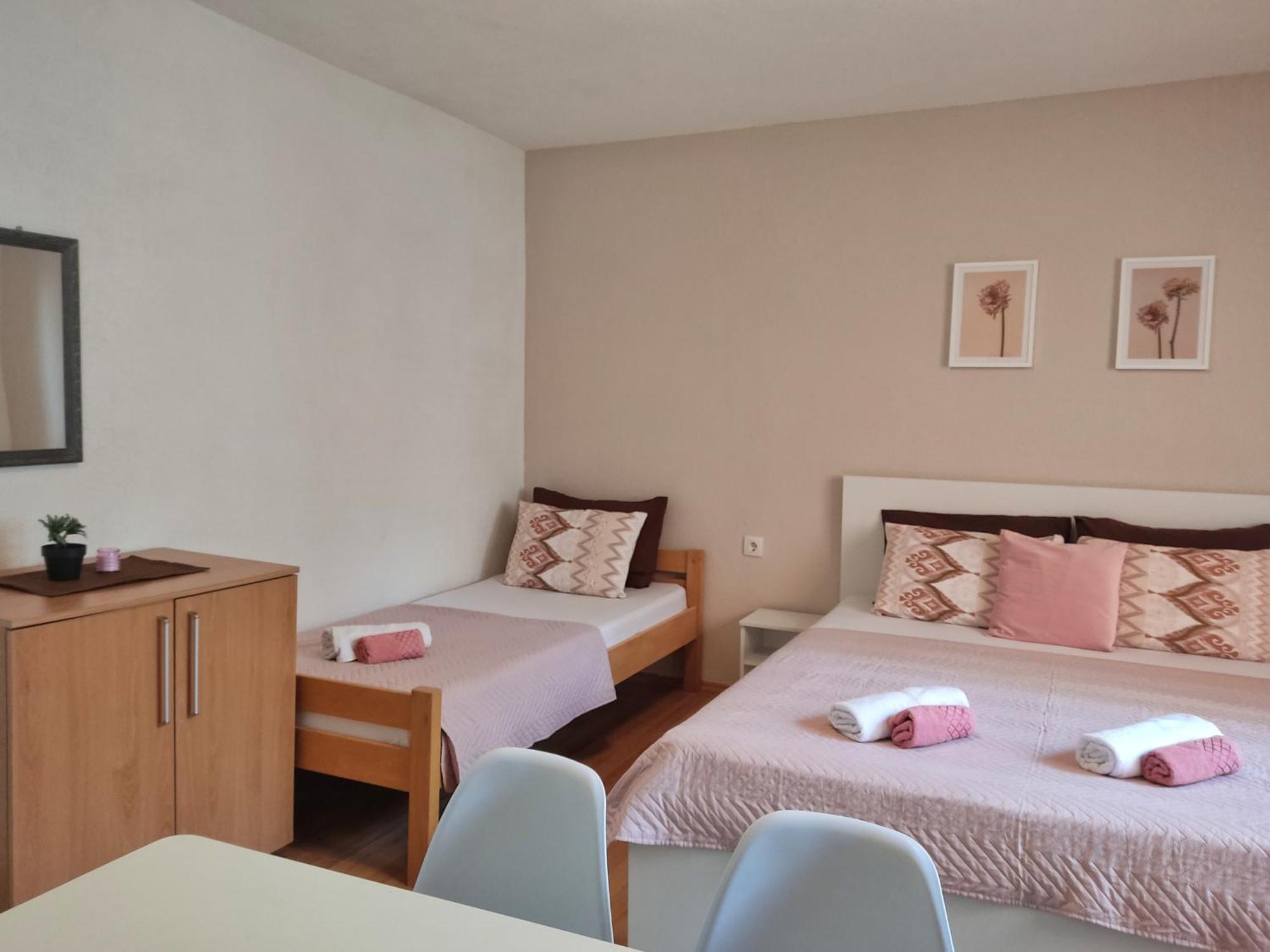 Apartment Polkaposki Trpejca Εξωτερικό φωτογραφία